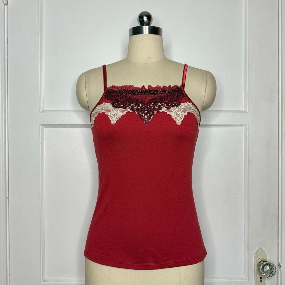 Axes Femme red cami